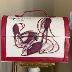 Tri-Coastal decorative/storage box - NWOT